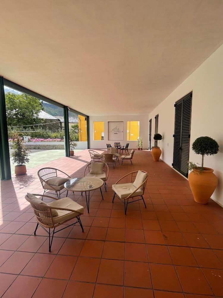 Hostel Vina Femita Villafranca Del Bierzo Zewnętrze zdjęcie